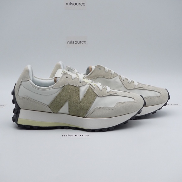 NEW Women's New Balance 327 Sneakers WS327PS Turtledove/Fatigue Green - Picture 2 of 16